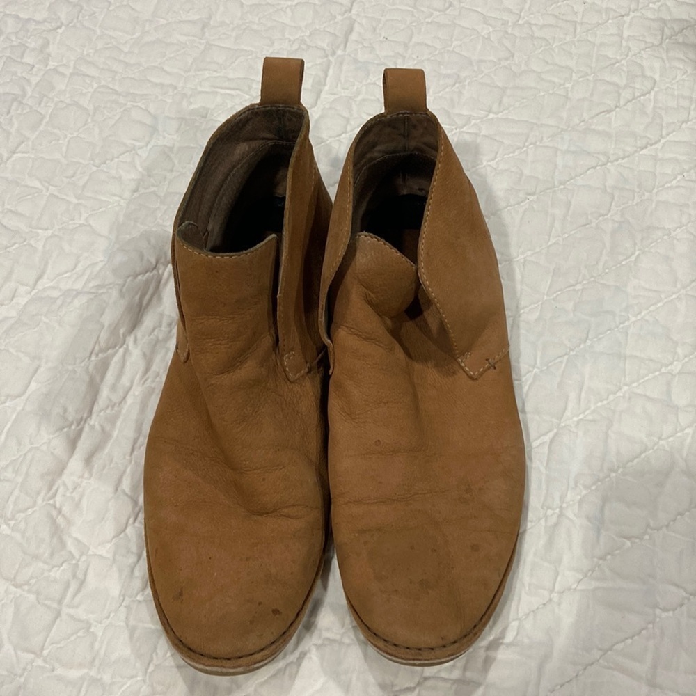 DOLCE VITA FINDLEY BOOTS. Size 10. Men’s. Nicely broken in.​​​​​​​​​